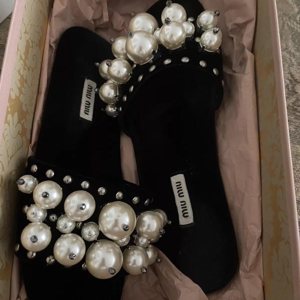 Black Slides with Pearl Embellishments
